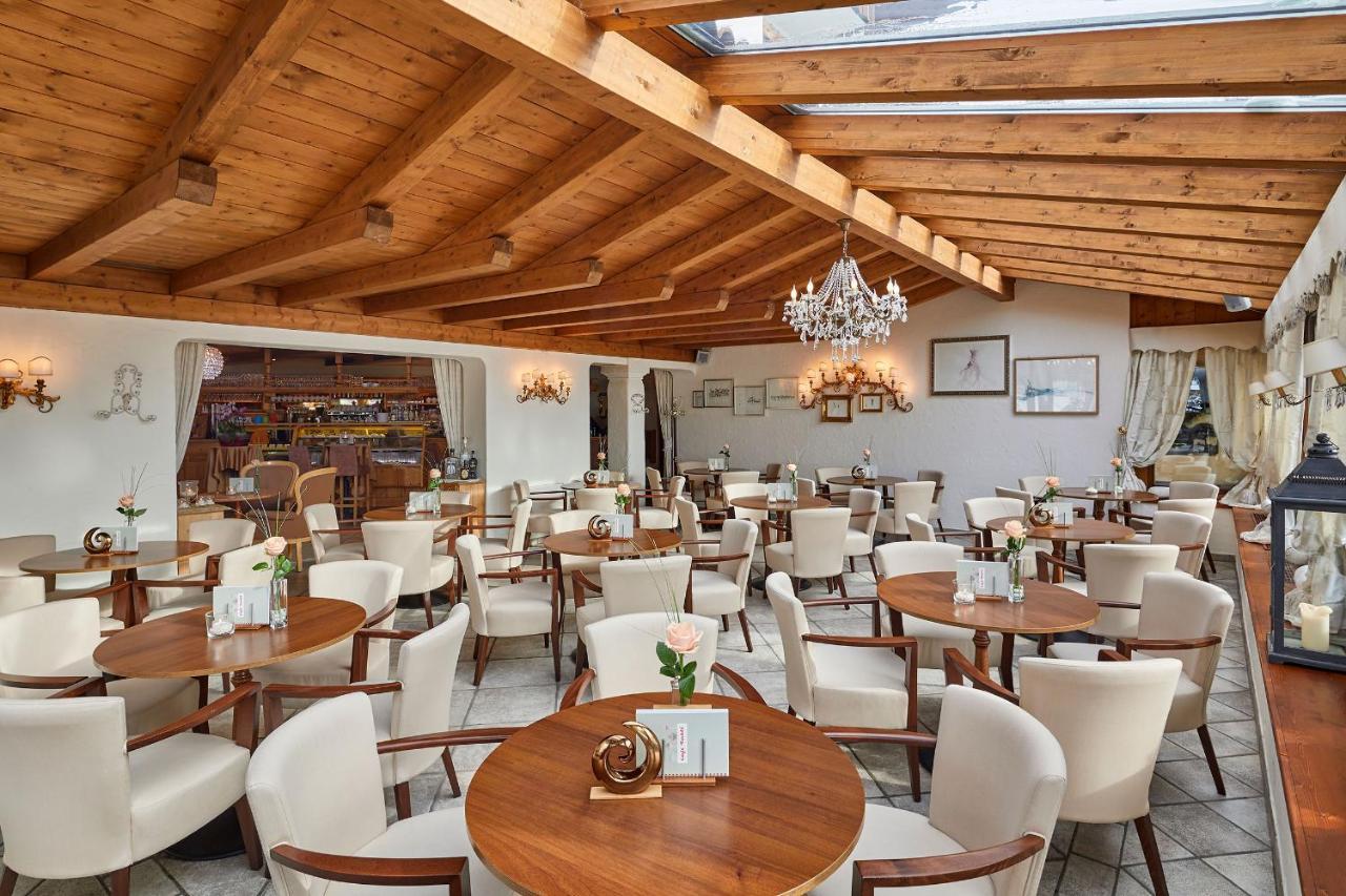 Hotel Table Corvara In Badia Dış mekan fotoğraf