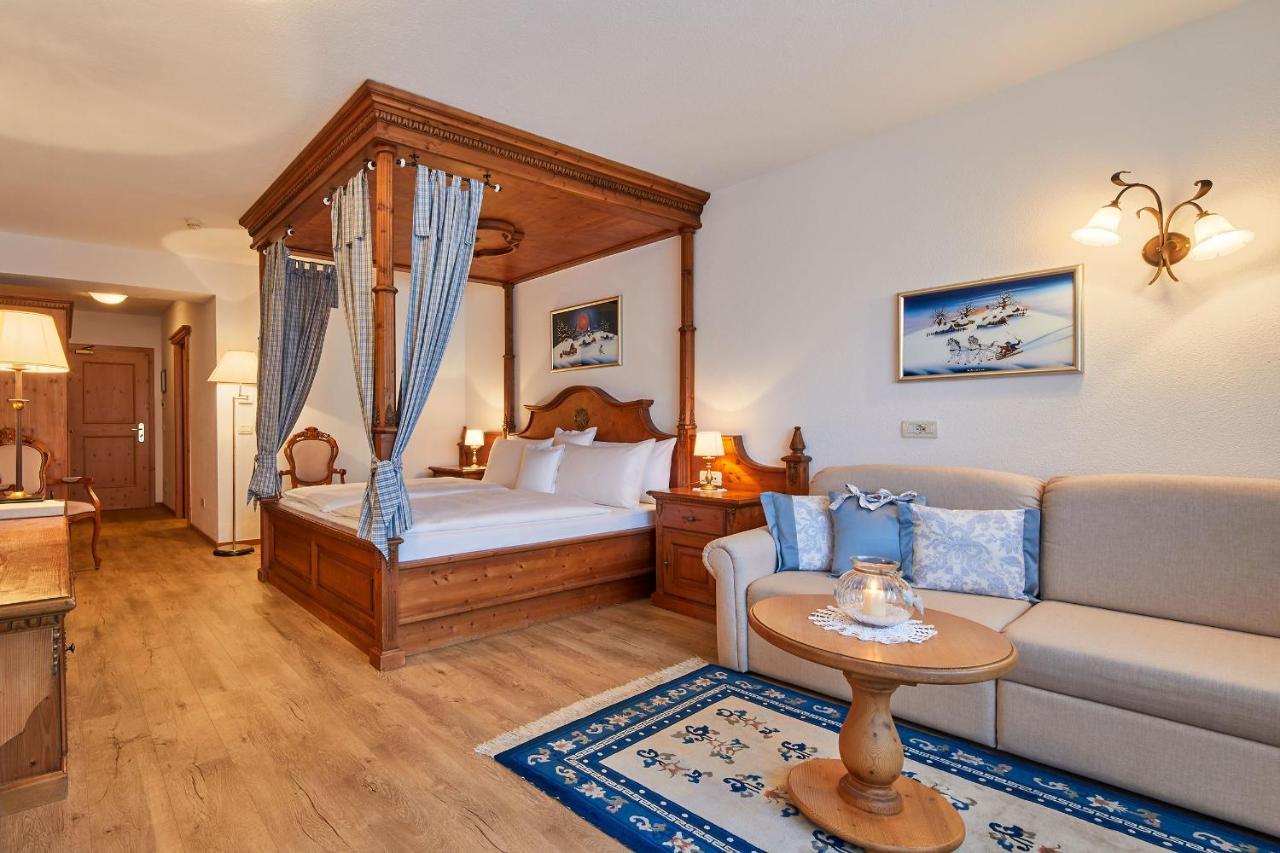 Hotel Table Corvara In Badia Dış mekan fotoğraf