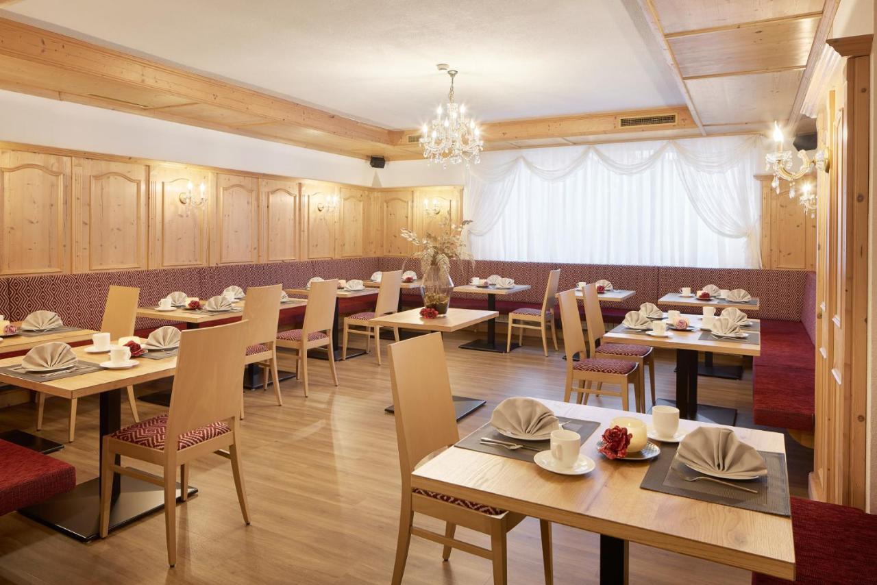 Hotel Table Corvara In Badia Dış mekan fotoğraf